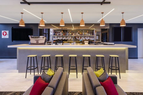 Travelodge Hotel Sydney Airport - Food Delivery Shop 13