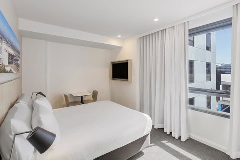 Travelodge Hotel Sydney Airport - Food Delivery Shop 14