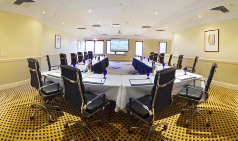 Stamford Plaza Sydney Airport Hotel & Conference Centre - Food Delivery Shop 25
