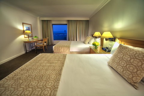 Stamford Plaza Sydney Airport Hotel & Conference Centre - Food Delivery Shop 14