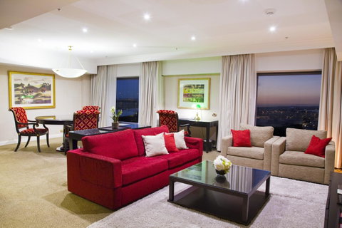 Stamford Plaza Sydney Airport Hotel & Conference Centre - Food Delivery Shop 22