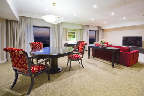 Stamford Plaza Sydney Airport Hotel & Conference Centre - Food Delivery Shop 18