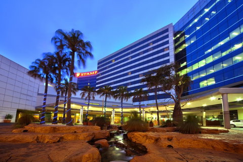 Stamford Plaza Sydney Airport Hotel & Conference Centre - Food Delivery Shop 0