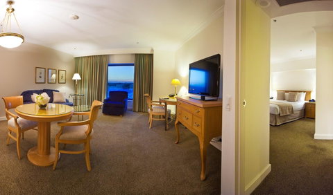 Stamford Plaza Sydney Airport Hotel & Conference Centre - Food Delivery Shop 31