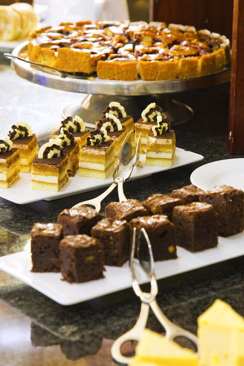 Stamford Plaza Sydney Airport Hotel & Conference Centre - Food Delivery Shop 30