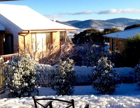 Jindabyne Executive - Food Delivery Shop 10