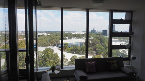 Skygarden Olympic Park View 2 Bedroom Apartment - Food Delivery Shop 21
