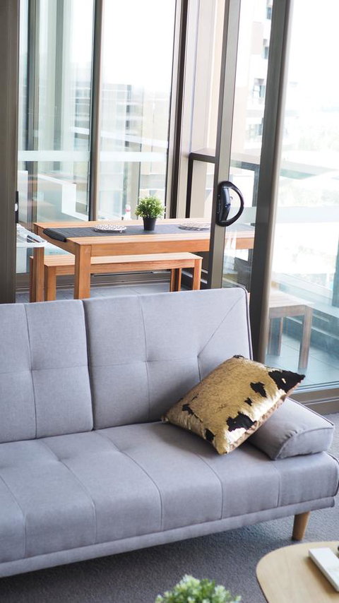 Skygarden Olympic Park View 2 Bedroom Apartment - Food Delivery Shop 5