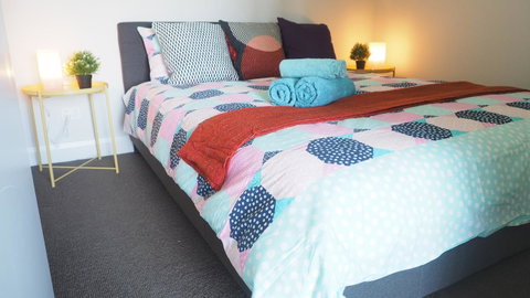 Skygarden Olympic Park View 2 Bedroom Apartment - Food Delivery Shop 35