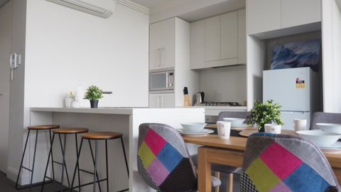 Skygarden Olympic Park View 2 Bedroom Apartment - Food Delivery Shop 41