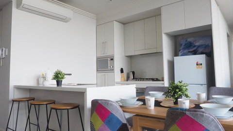 Skygarden Olympic Park View 2 Bedroom Apartment - Food Delivery Shop 42