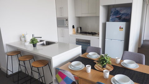 Skygarden Olympic Park View 2 Bedroom Apartment - Food Delivery Shop 43