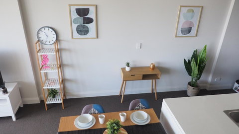 Skygarden Olympic Park View 2 Bedroom Apartment - Food Delivery Shop 27