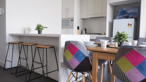 Skygarden Olympic Park View 2 Bedroom Apartment - Food Delivery Shop 44
