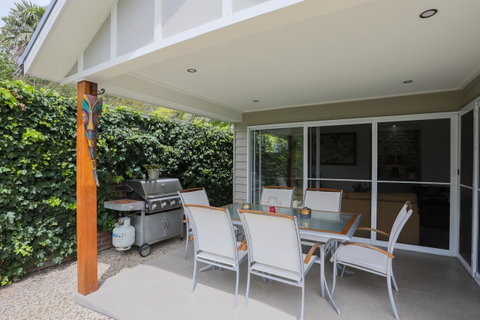 Armidale Cottage - House 2 - Food Delivery Shop 6