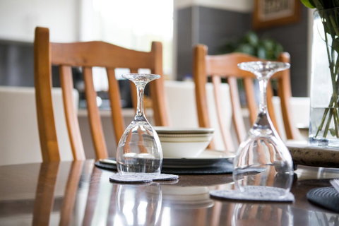 Armidale Cottage - House 2 - Food Delivery Shop 11