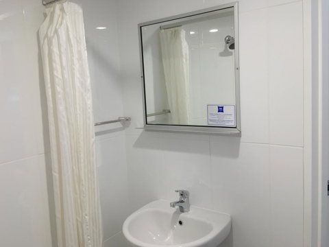 Ibis Budget - Gosford - Food Delivery Shop 4