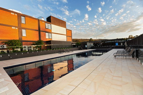 Brand New Executive Apartment - Food Delivery Shop 24