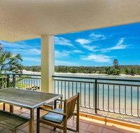 Sunrise Cove Holiday Apartments - Food Delivery Shop