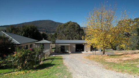Pound Creek Gallery - Food Delivery Shop 9