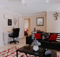 Central Wagga Self Catering Apartment - Food Delivery Shop
