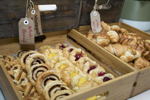 Sage Hotel Wollongong - Food Delivery Shop 11