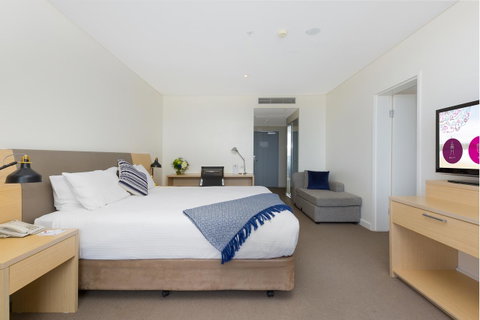 Sage Hotel Wollongong - Food Delivery Shop 40