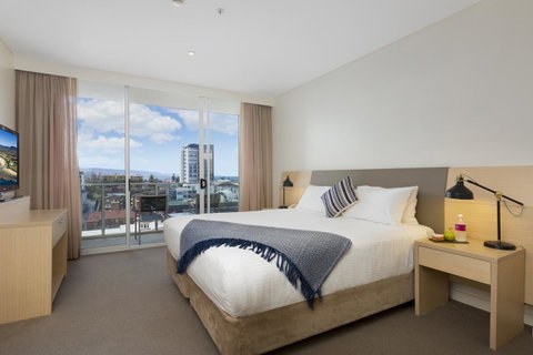Sage Hotel Wollongong - Food Delivery Shop 44
