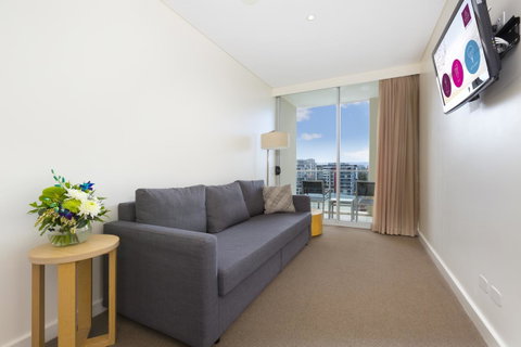 Sage Hotel Wollongong - Food Delivery Shop 41