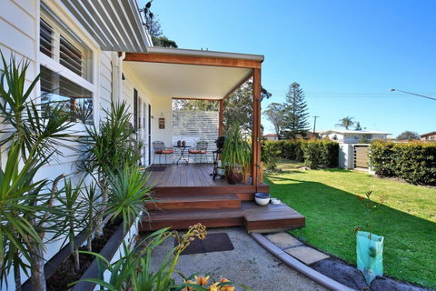 Jervis Bay Beach Shack I Pet Friendly - Food Delivery Shop 13