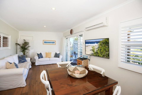Jervis Bay Beach Shack I Pet Friendly - Food Delivery Shop 0