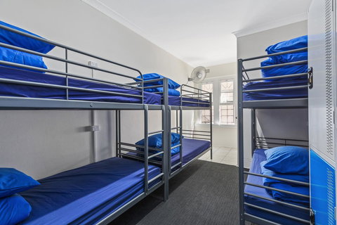 Ady's Place Backpackers, Sydney - Food Delivery Shop 12