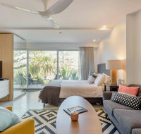 Scandi Beach apartment - Food Delivery Shop