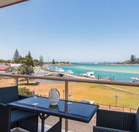 Shoreline 7 with 180 degree water views - Food Delivery Shop