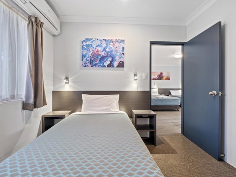 Grafton Central Motel - Food Delivery Shop 10