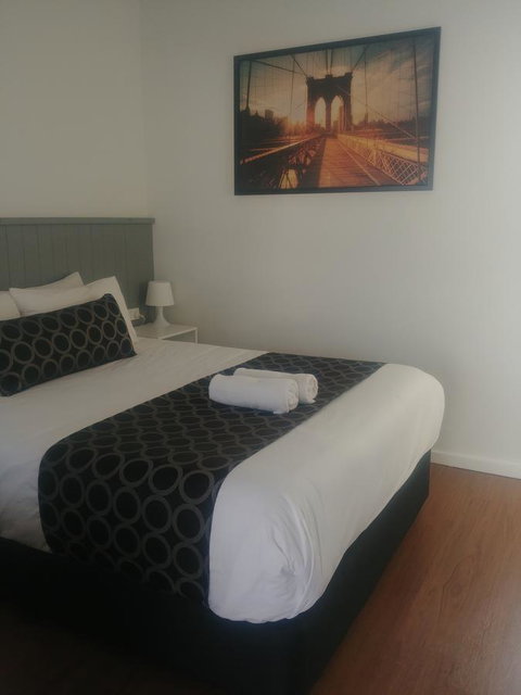 Bega Motel - Food Delivery Shop 4