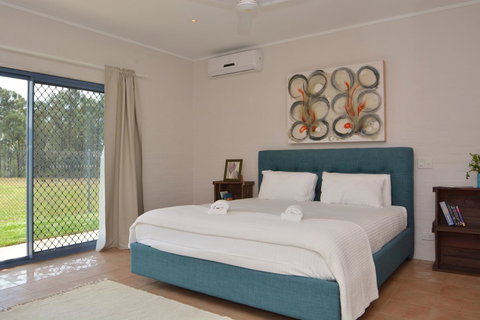 JE Guesthouse, Central To All The Hunter Valley Has To Offer - Food Delivery Shop 20