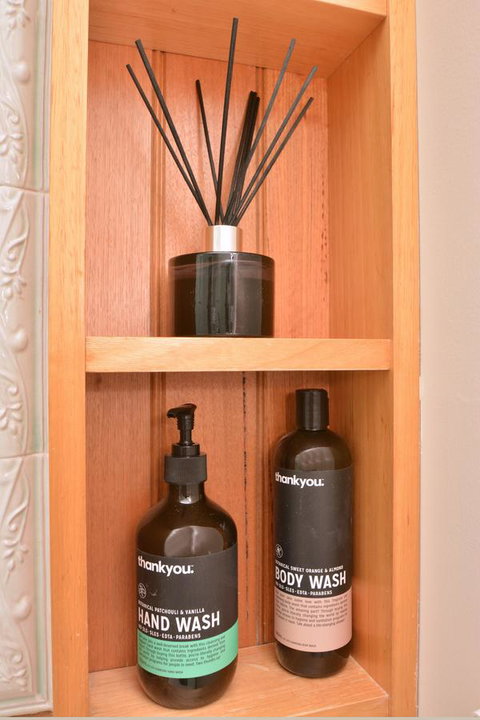 JE Guesthouse, Central To All The Hunter Valley Has To Offer - Food Delivery Shop 36