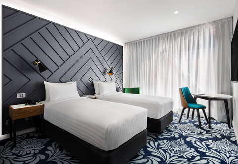 West Hotel Sydney, Curio Collection By Hilton - Food Delivery Shop 7