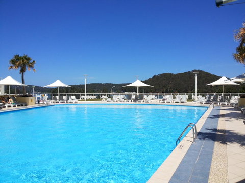 BASE Holidays - Ettalong Beach Premium Apartments - Food Delivery Shop 31