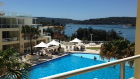 BASE Holidays - Ettalong Beach Premium Apartments - Food Delivery Shop 22