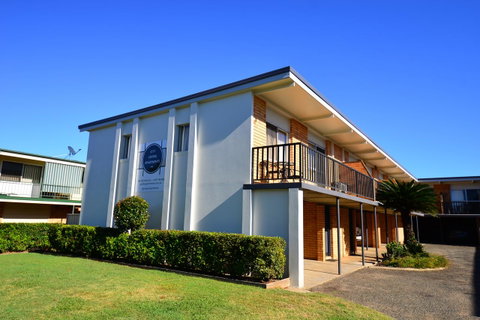 City Centre Apartments - Food Delivery Shop 6