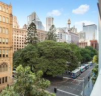 Travelodge Hotel Sydney Wynyard - Food Delivery Shop