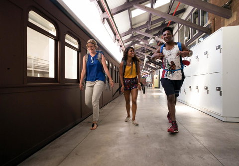 Railway Square YHA - Pet Food Australia 16