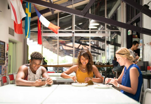 Railway Square YHA - Pet Food Australia 25