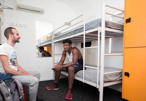 Railway Square YHA - Pet Food Australia 33