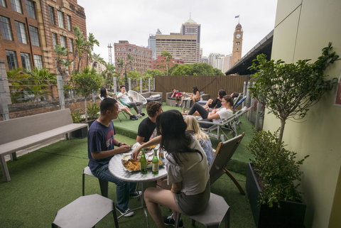 Railway Square YHA - Pet Food Australia 10