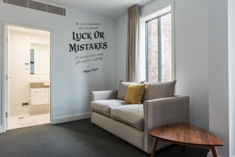The Lucky Hotel - Food Delivery Shop 23