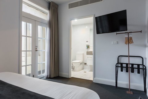 The Lucky Hotel - Food Delivery Shop 26
