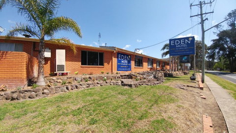 Eden Motel - Food Delivery Shop 24